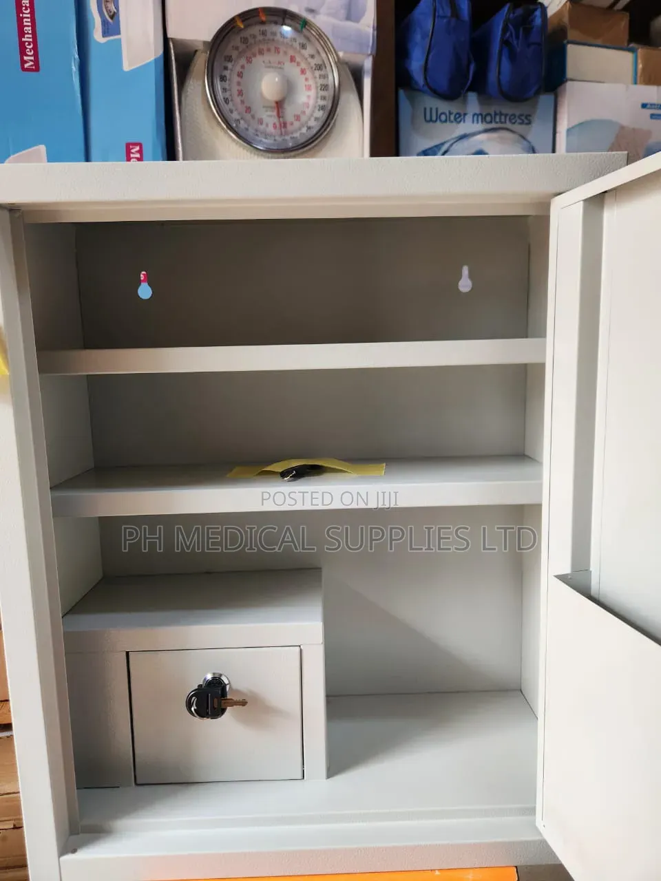 DDA/Poison Cupboard