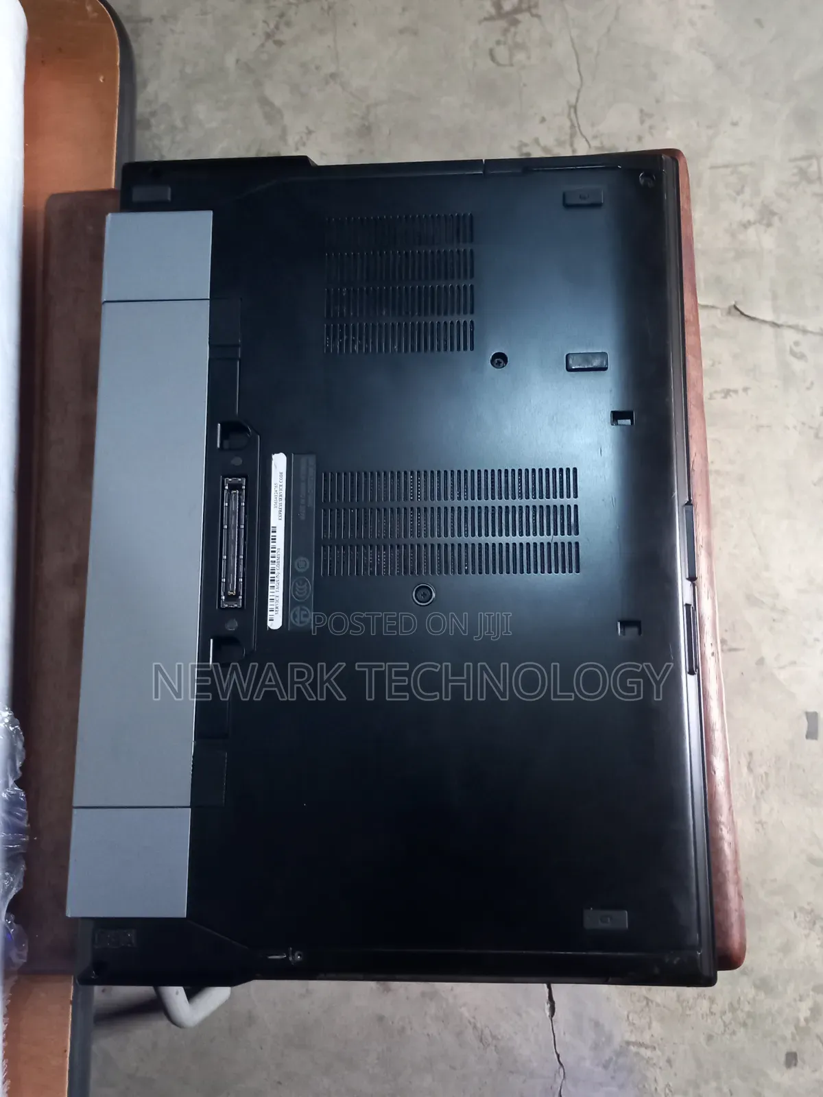 Laptop Dell Latitude E6410 4GB Intel Core i3 HDD 160GB