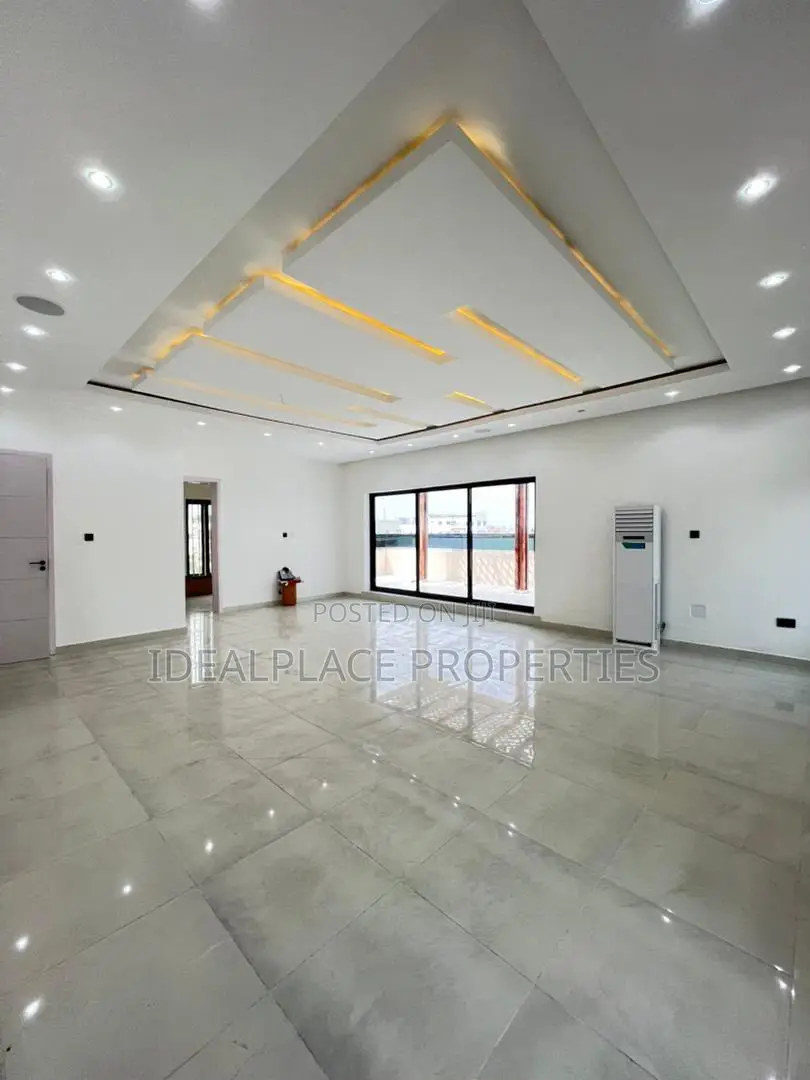 5bdrm Duplex in Lekki Phase 1 for sale