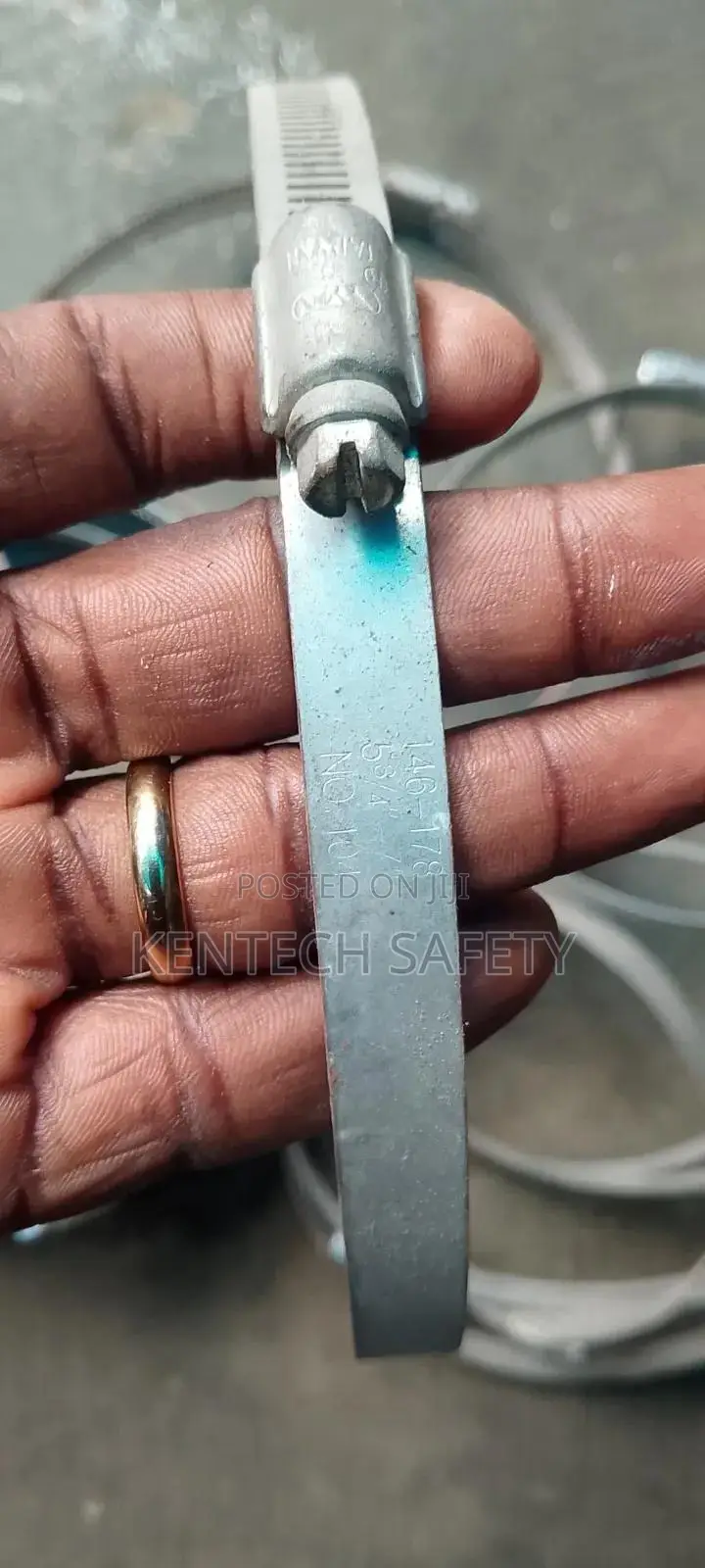 5 8/4 to 7inch Industrial Clip for Hoses Galvanize