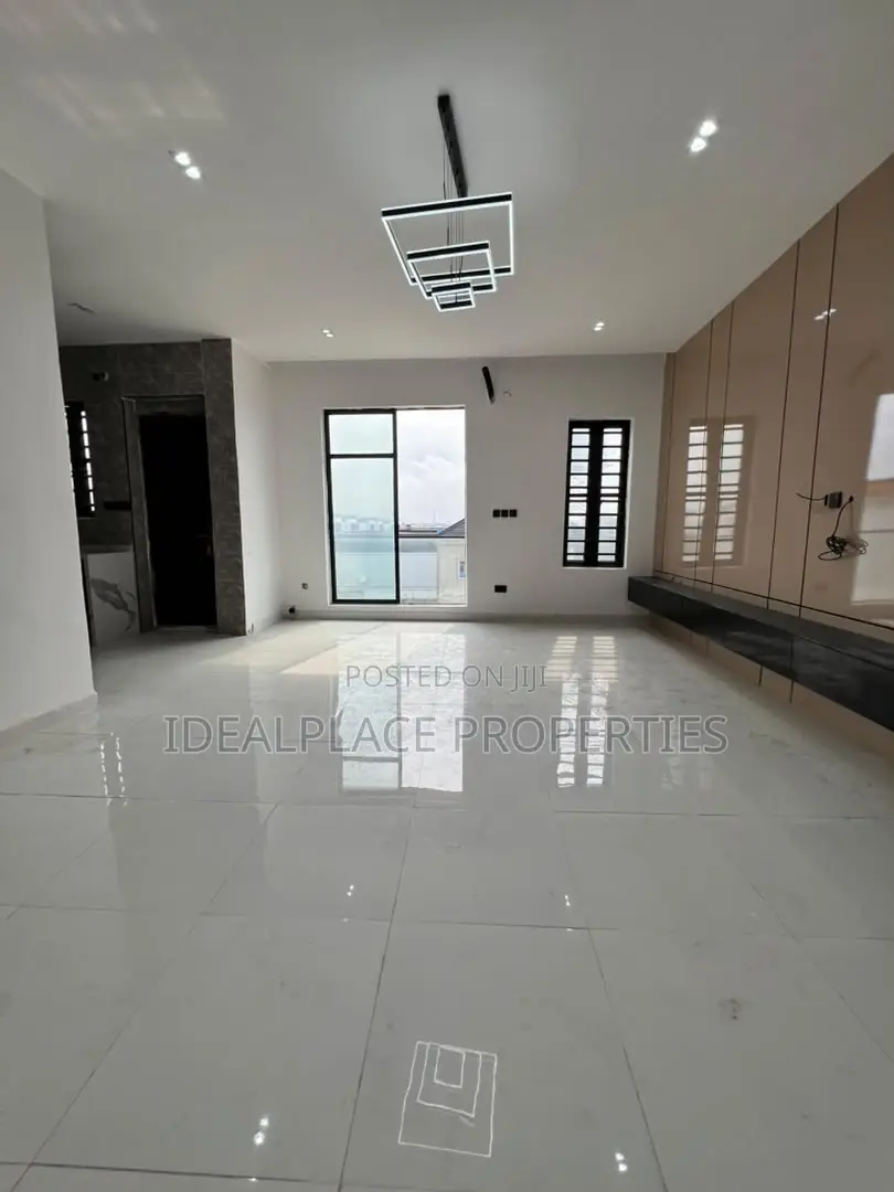 2bdrm Apartment in Ologolo for sale