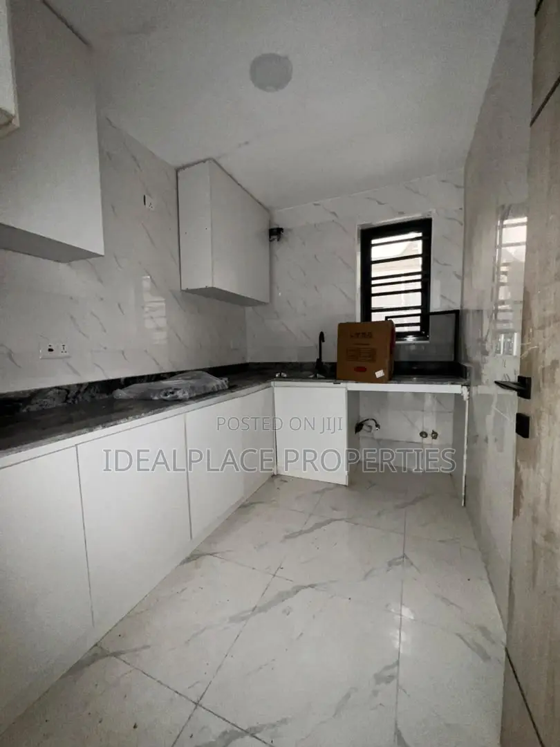 2bdrm Apartment in Ologolo for sale