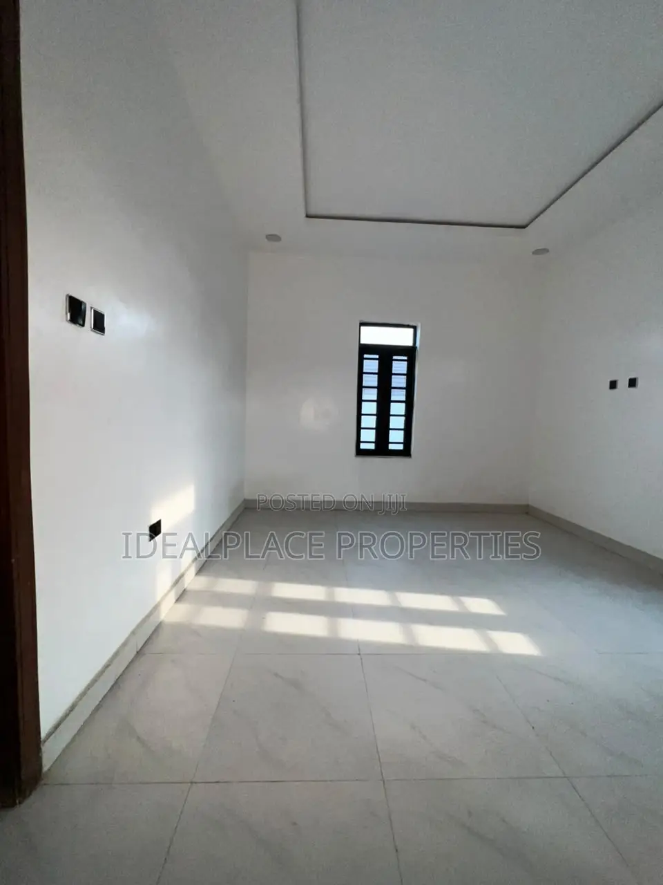 4bdrm Duplex in Ologolo for sale