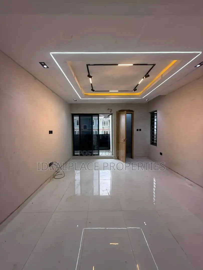 2bdrm Apartment in Ikate for sale
