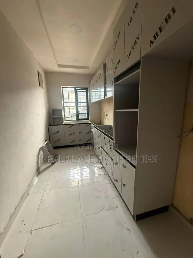 2bdrm Apartment in Ikate for sale