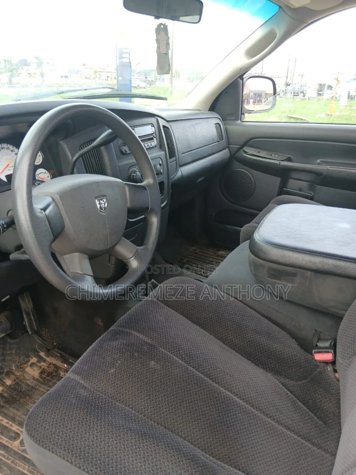 Dodge RAM 1500 Quad Cab 4x4 Laramie 2005 Brown