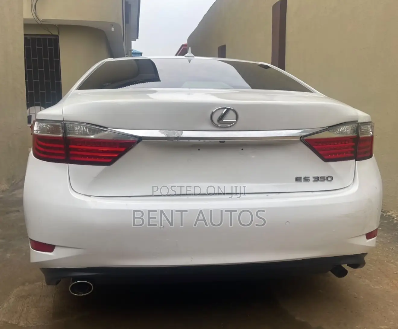 Lexus ES 350 FWD 2014 White