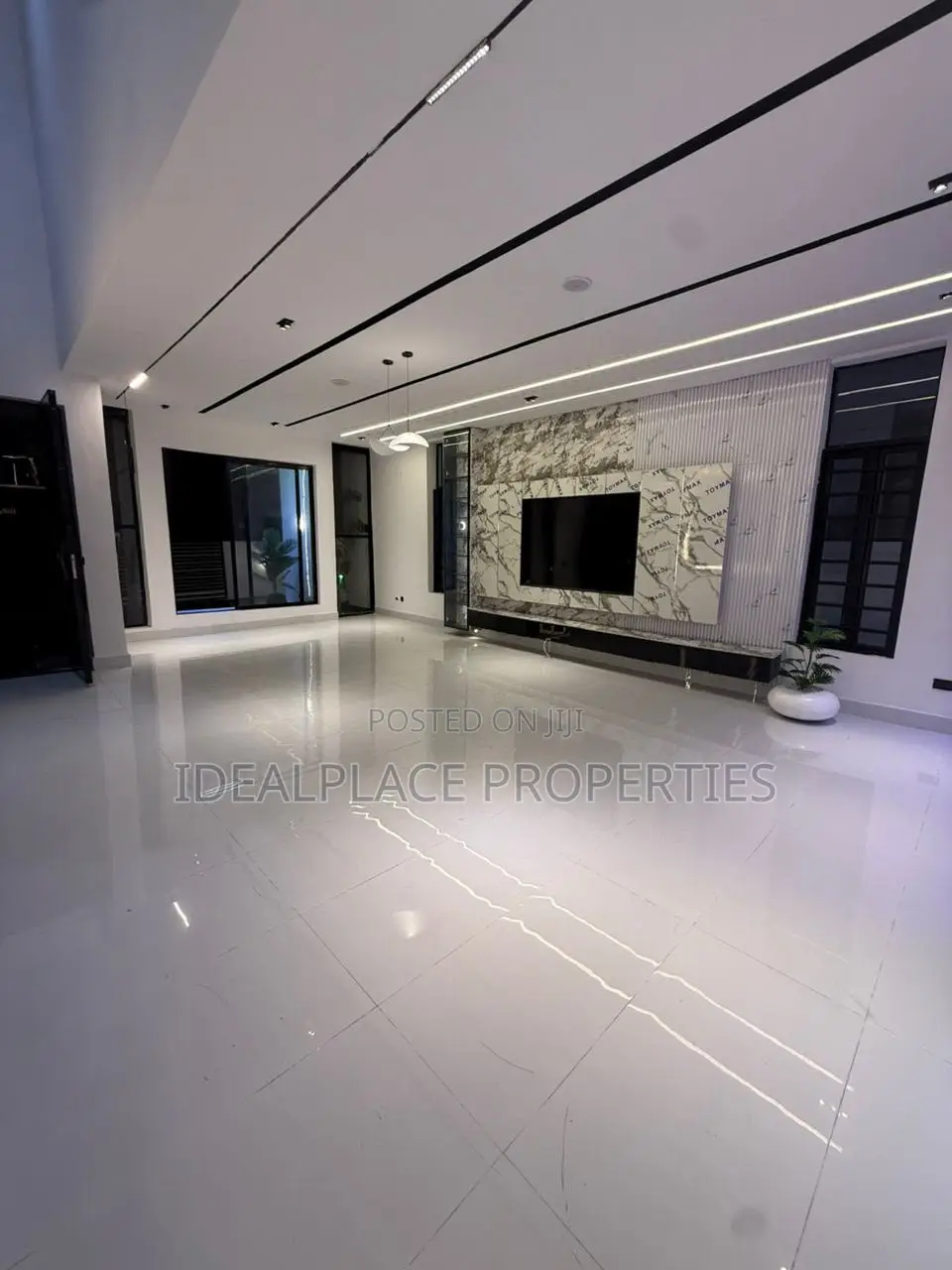 5bdrm Duplex in Ajah for sale