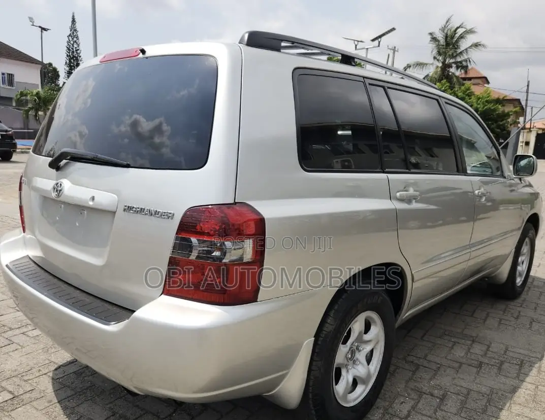Toyota Highlander 2005 Silver
