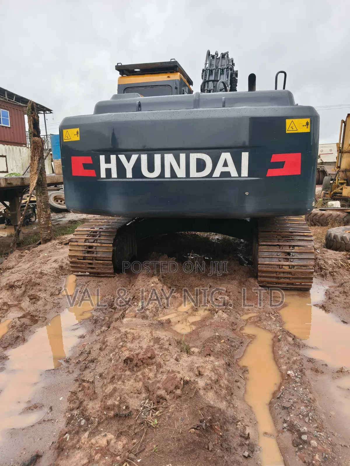 Hyundai Excavator 220 LC 9S - Foreign Use