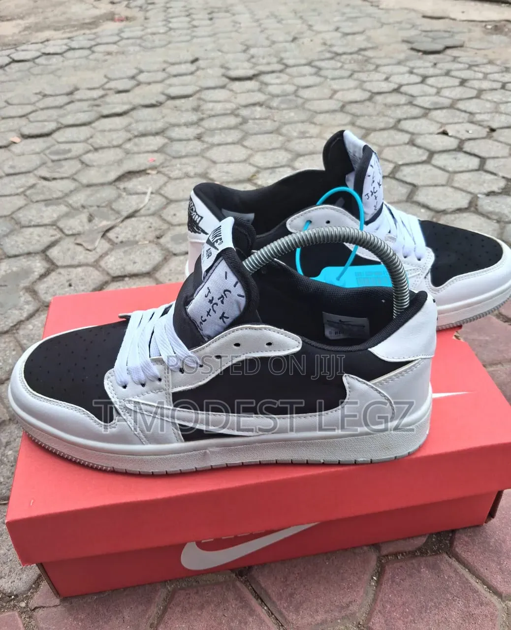 Quality Nike Air Jordan Dunk Low Sneakers