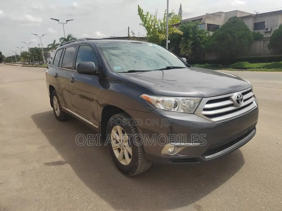 Toyota Highlander 2012 Gray
