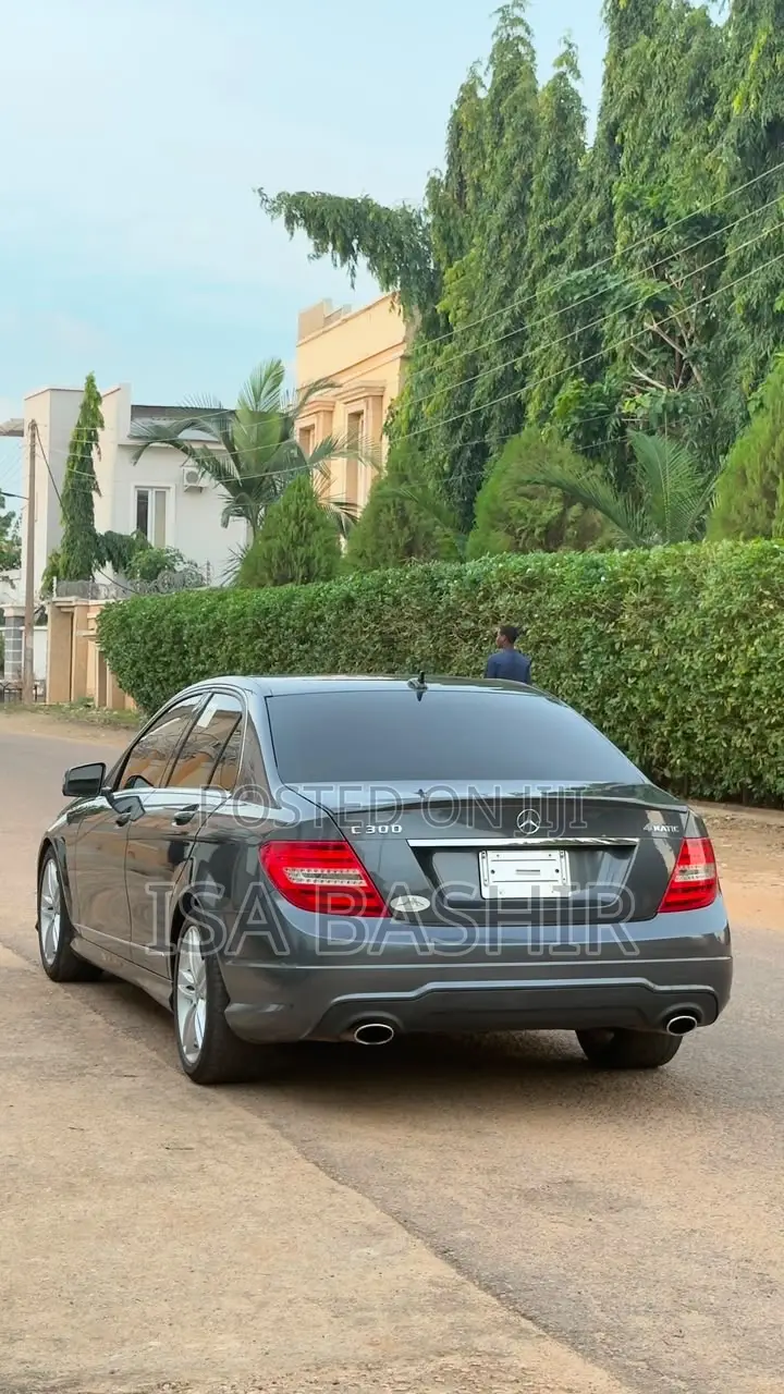 Mercedes-Benz C300 2013 Gray