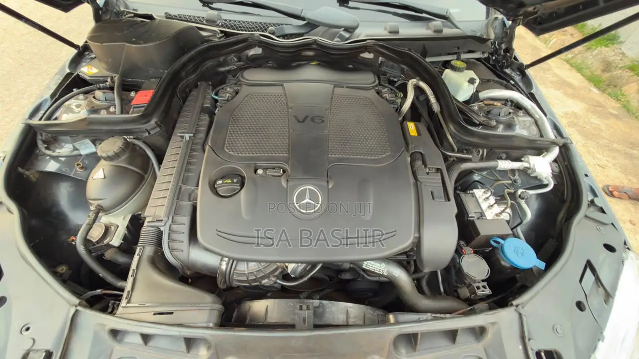 Mercedes-Benz C300 2013 Gray