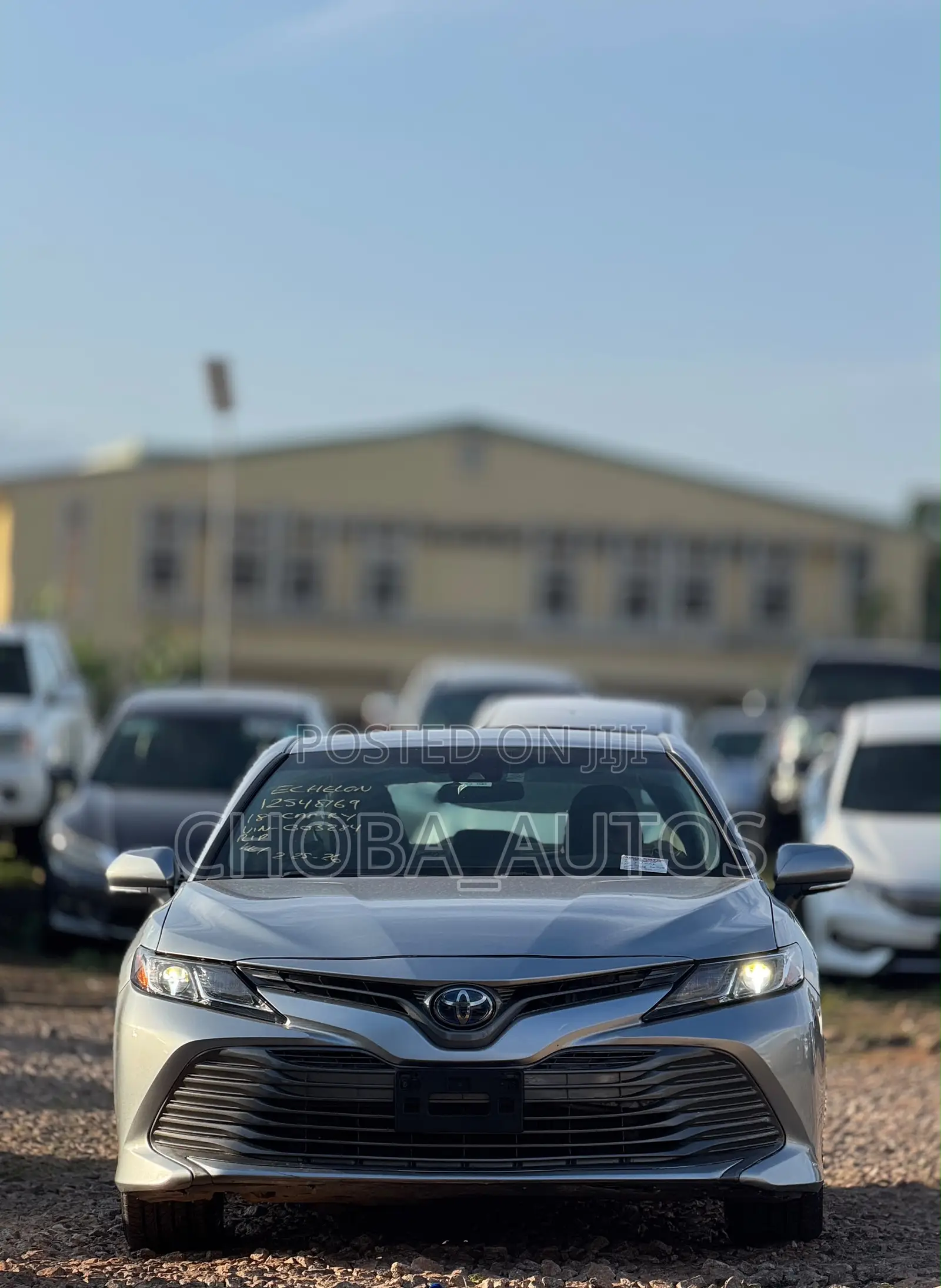 Toyota Camry 2018 Silver