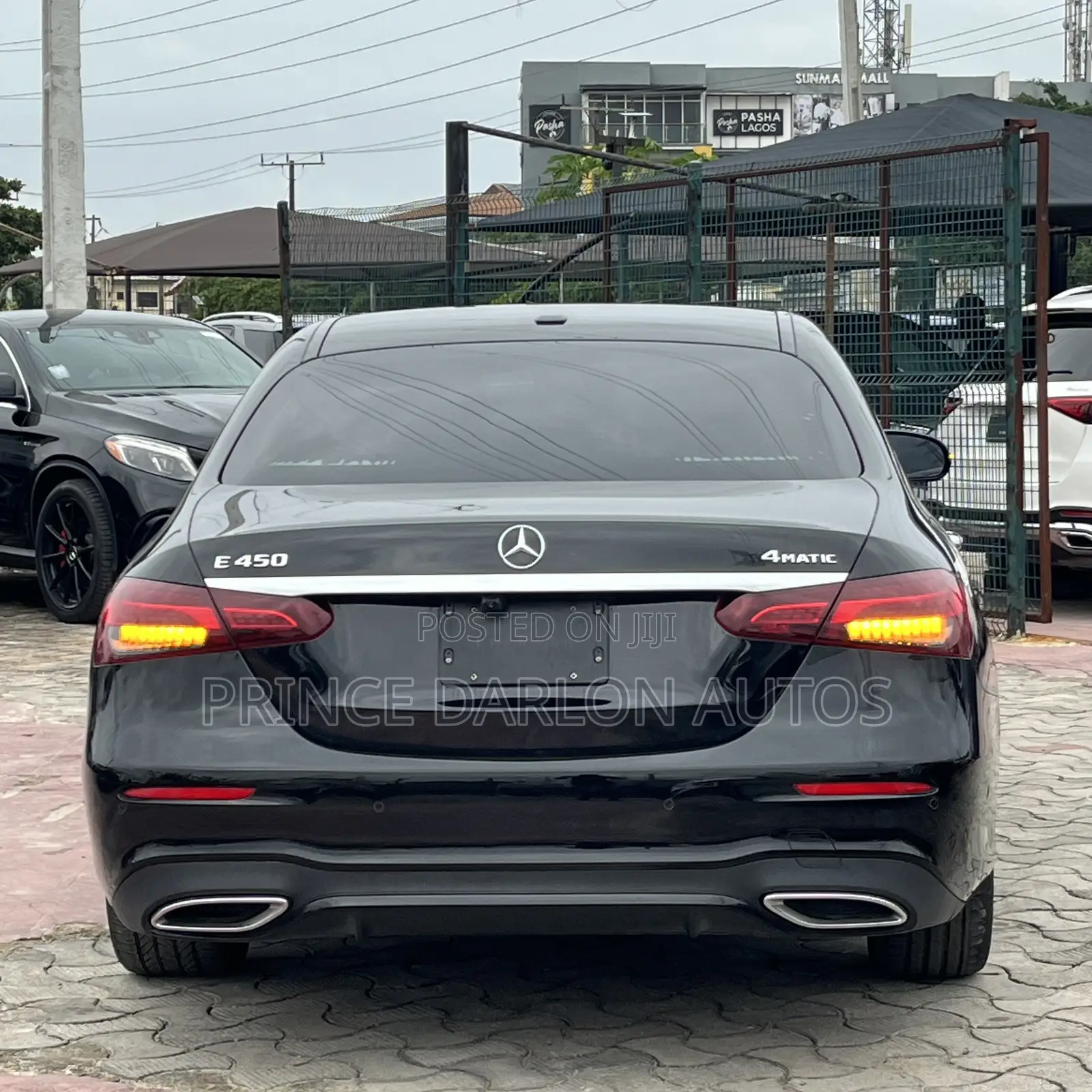 Mercedes-Benz E450 2022 Black