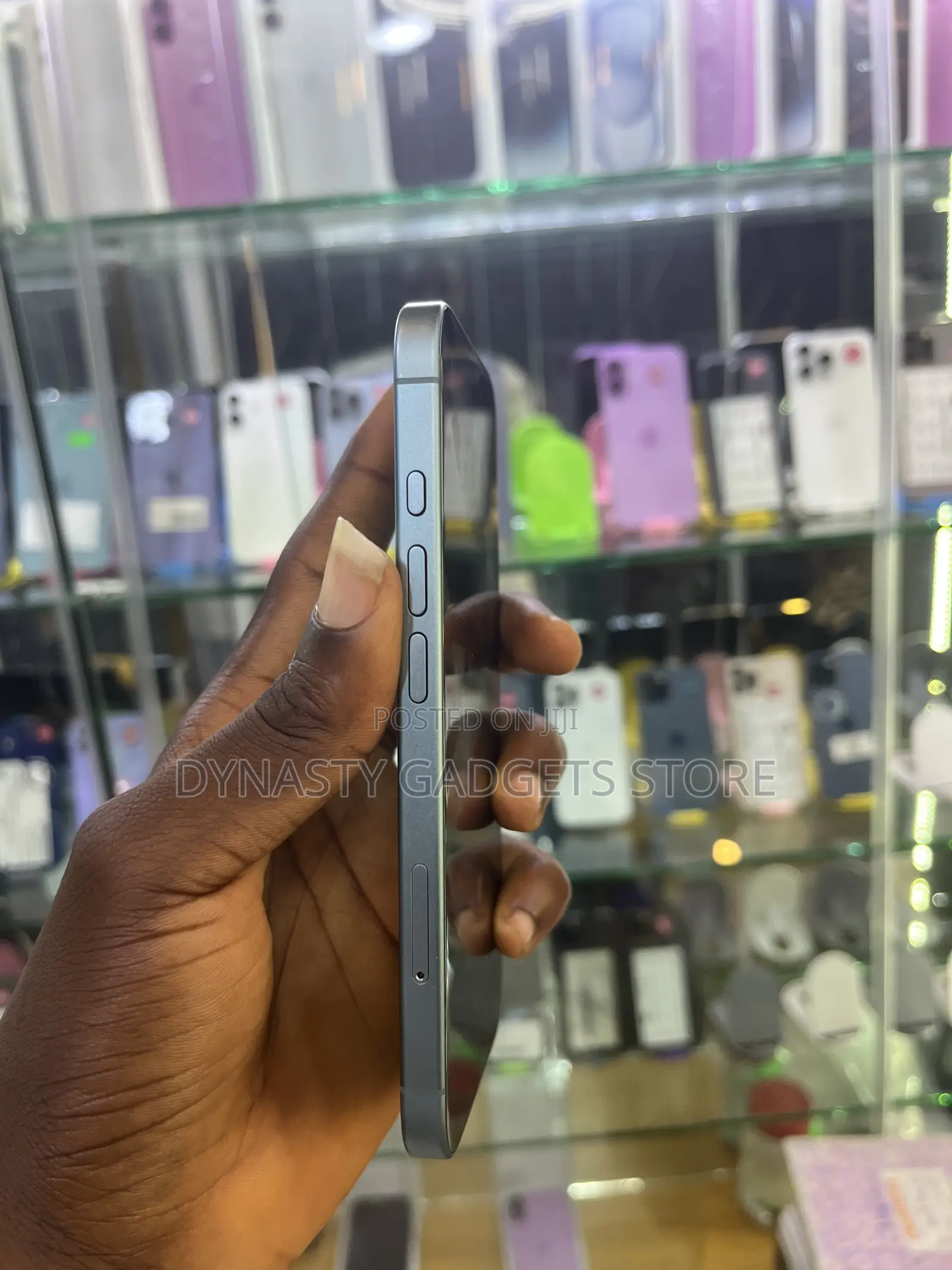 Apple iPhone 16 128 GB Green