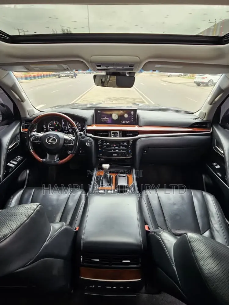 Lexus LX 2019 Gray