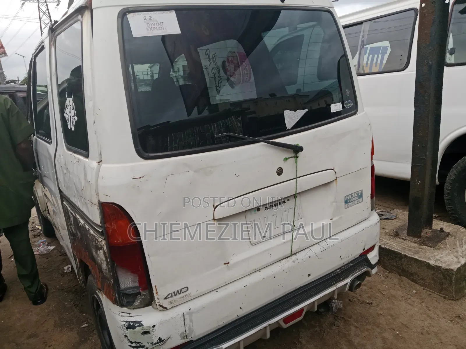 Daihatsu Hijet 2016 White