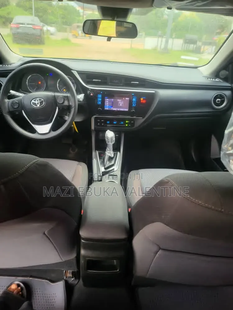 Toyota Corolla 2019 Blue