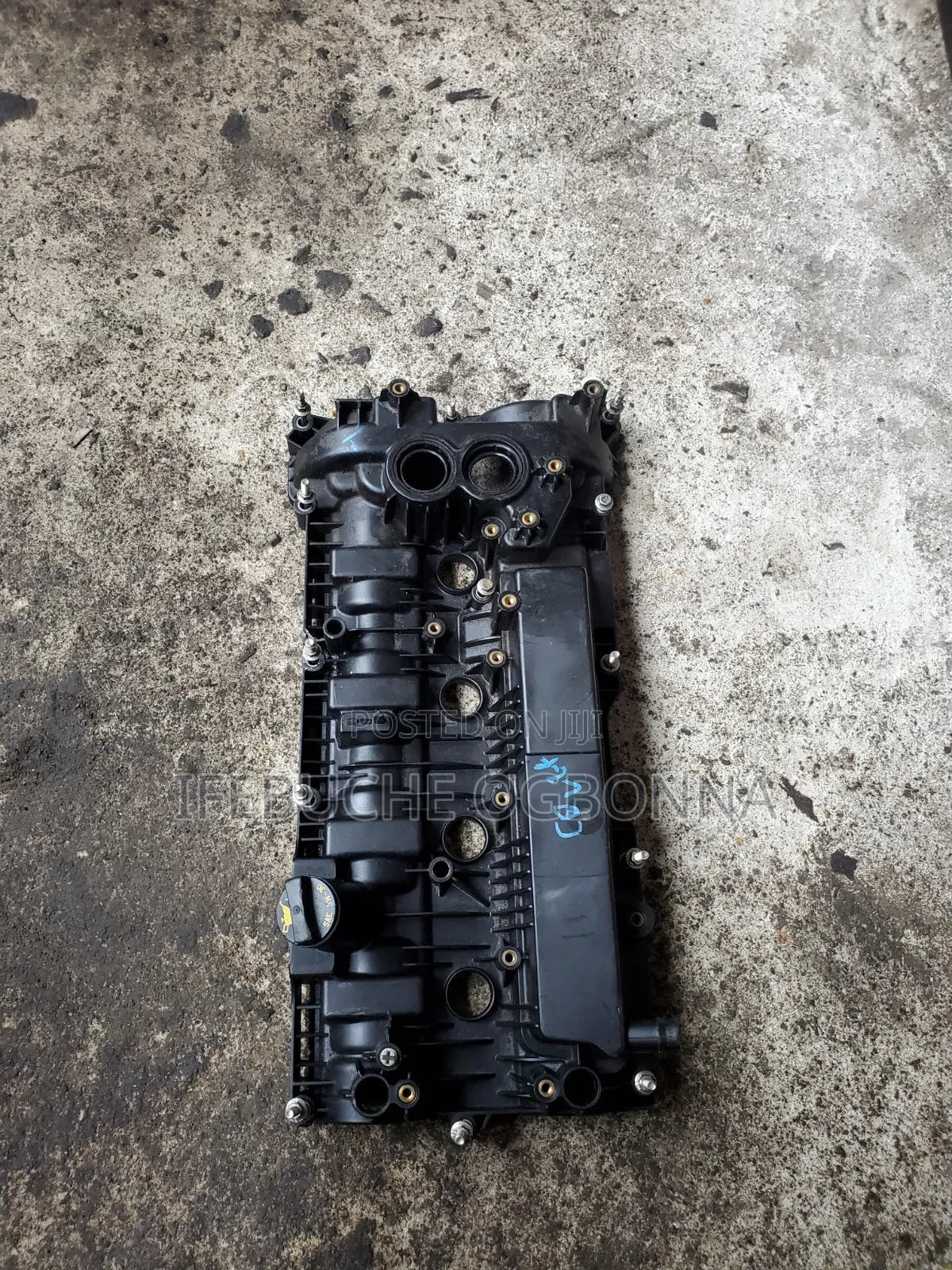 Top Cover [Ford Edge] [Ford Mustang] 4 Plugs