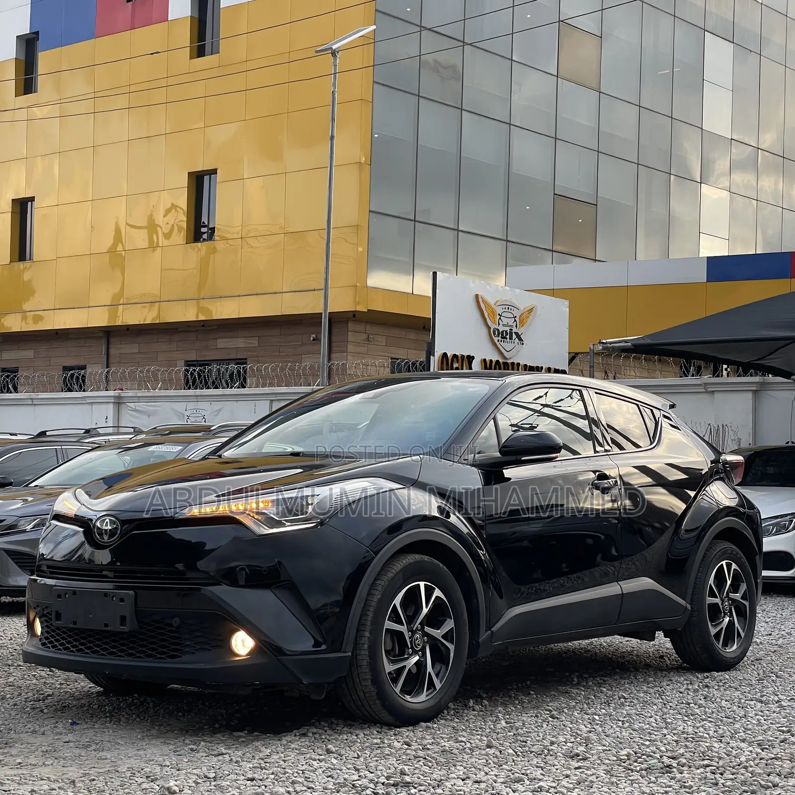 Toyota C-HR 2024 Black