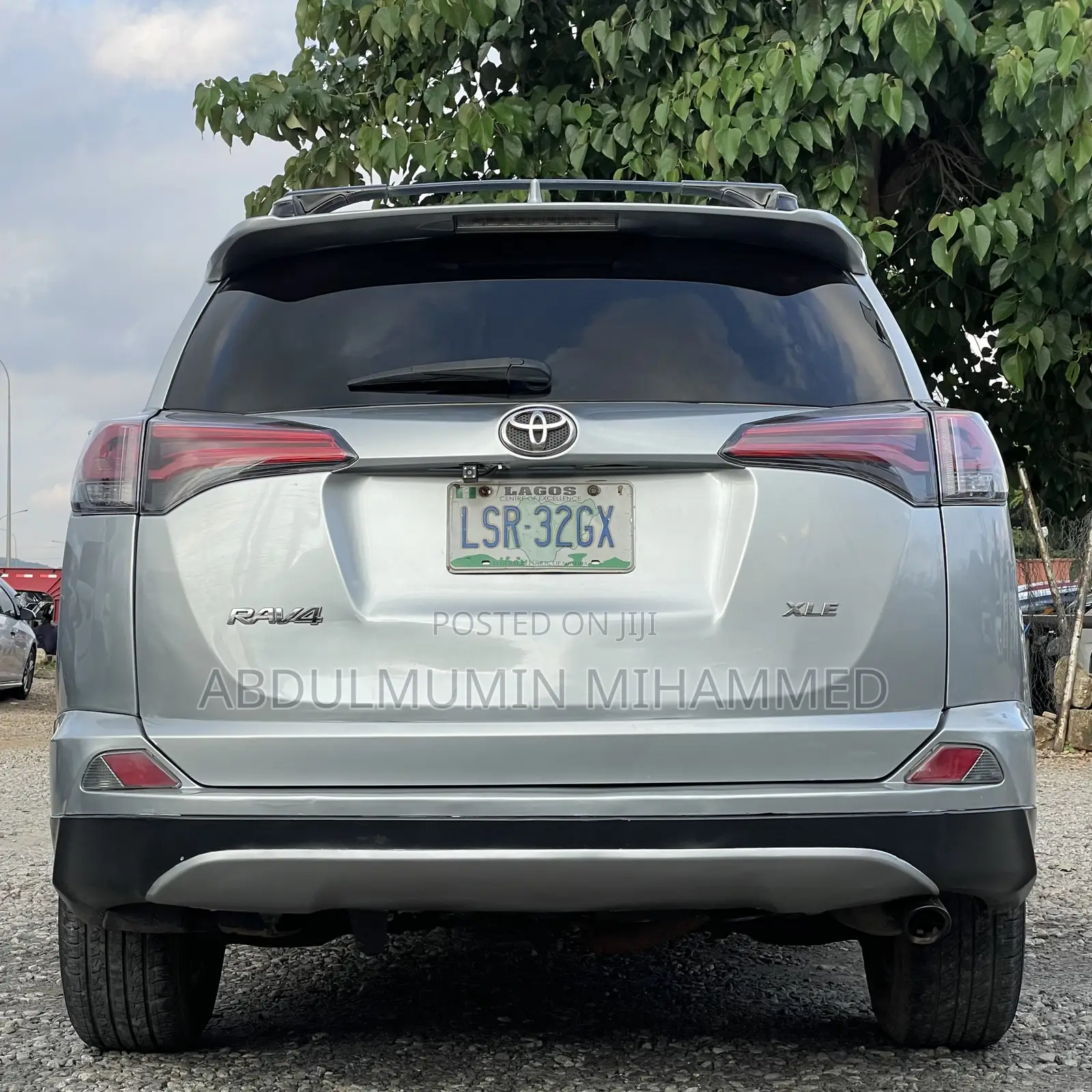 Toyota RAV4 XLE AWD (2.5L 4cyl 6A) 2016 Silver