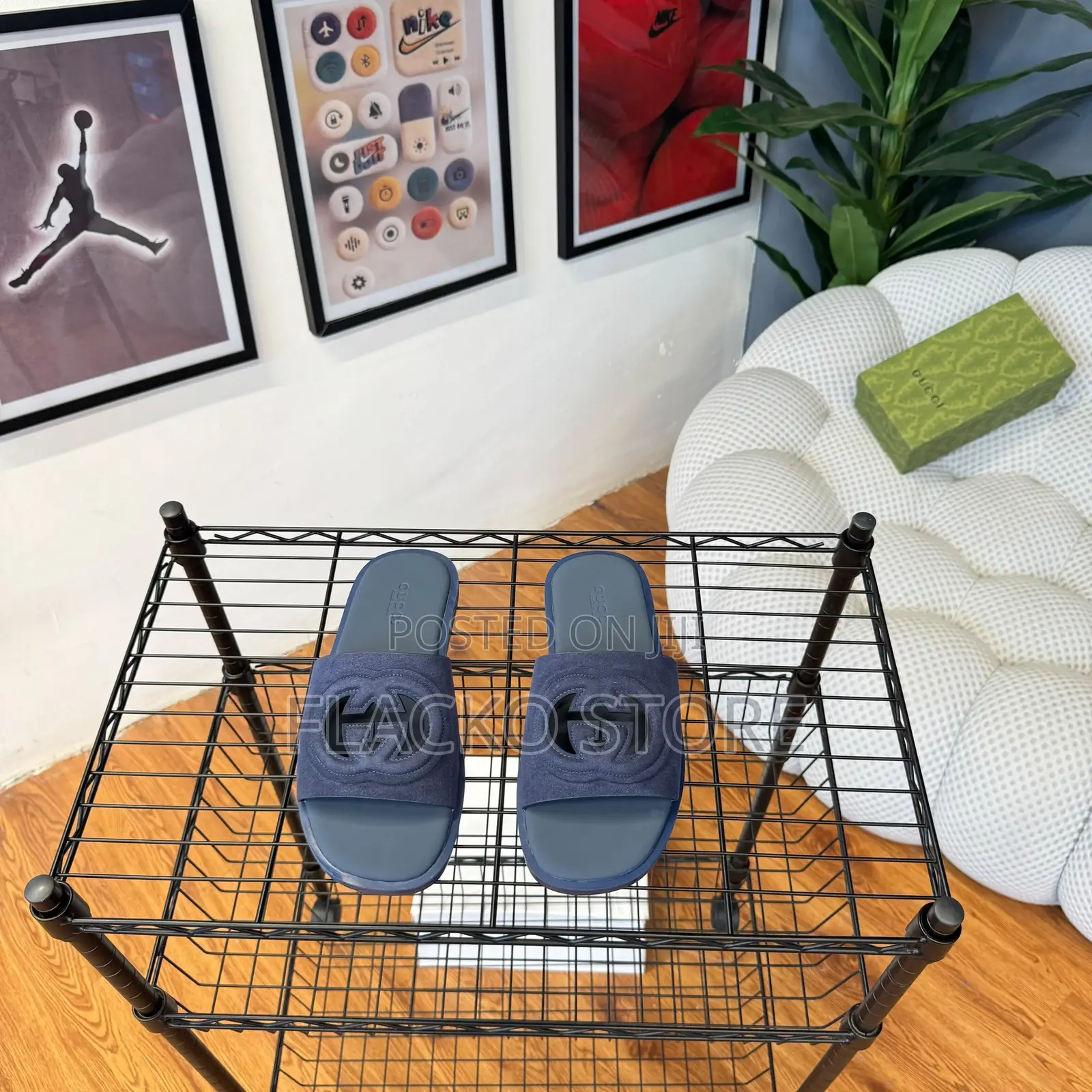 Original Gucci GG Logo Leather Slippers