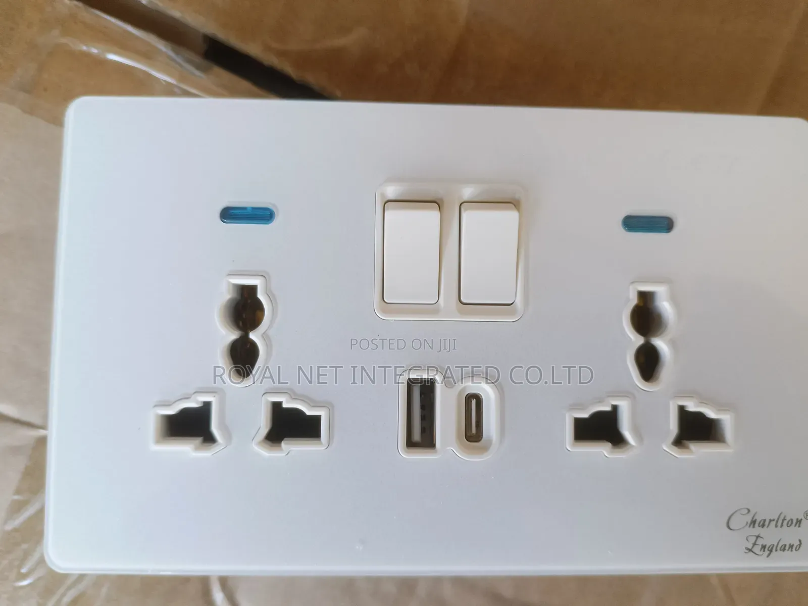 Ups Socket With USB