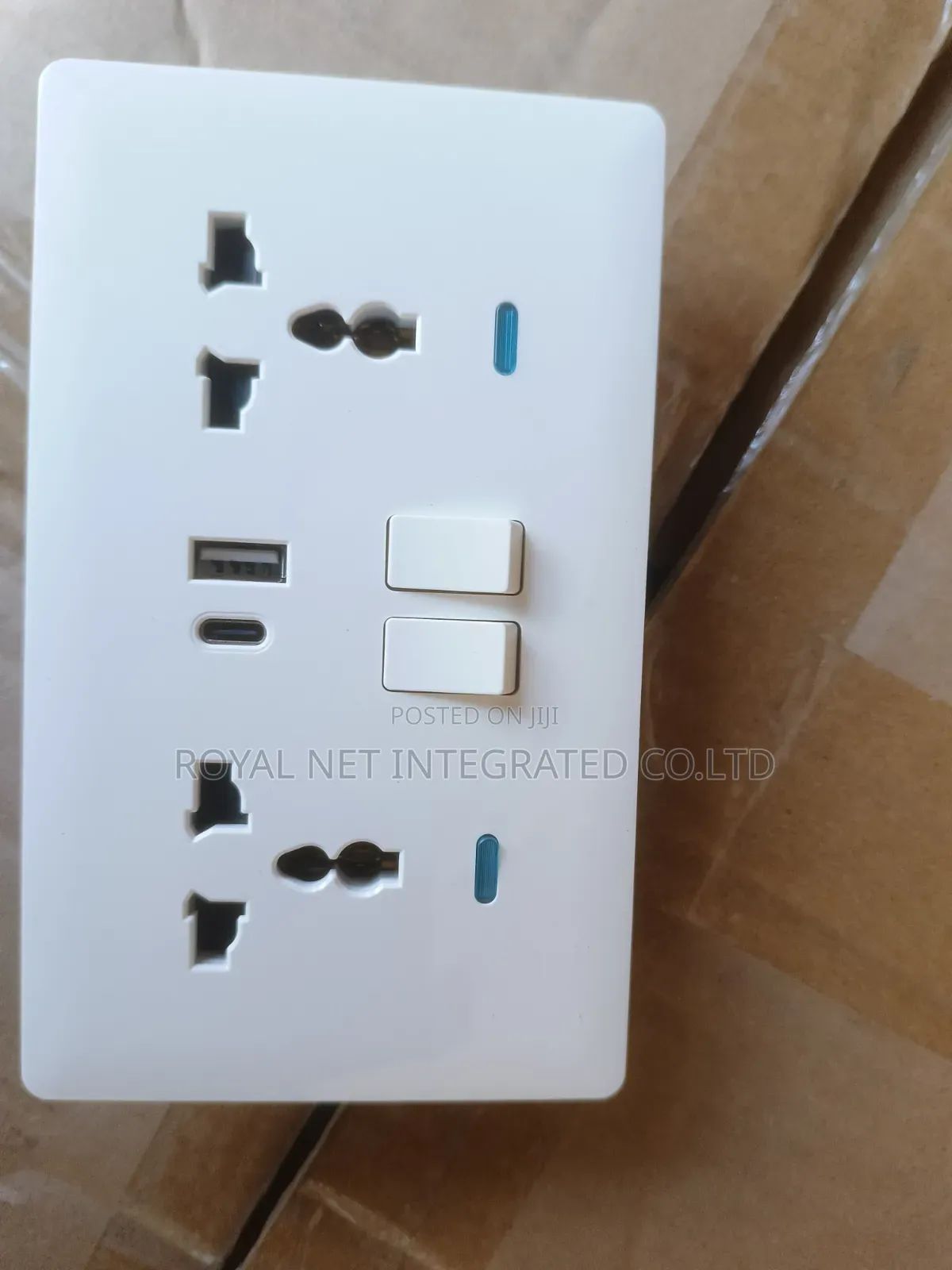 Ups Socket With USB