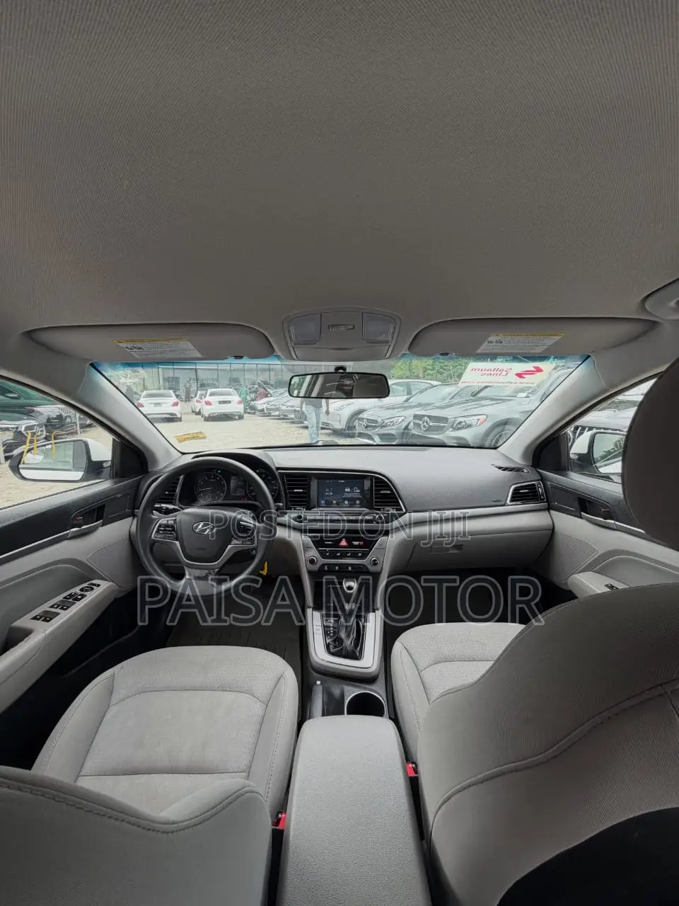 Hyundai Elantra SE Sedan FWD (2.0L 4cyl 6M) 2017 White