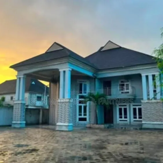 8bdrm Duplex in Dr Peter Odili Port, Trans Amadi for rent
