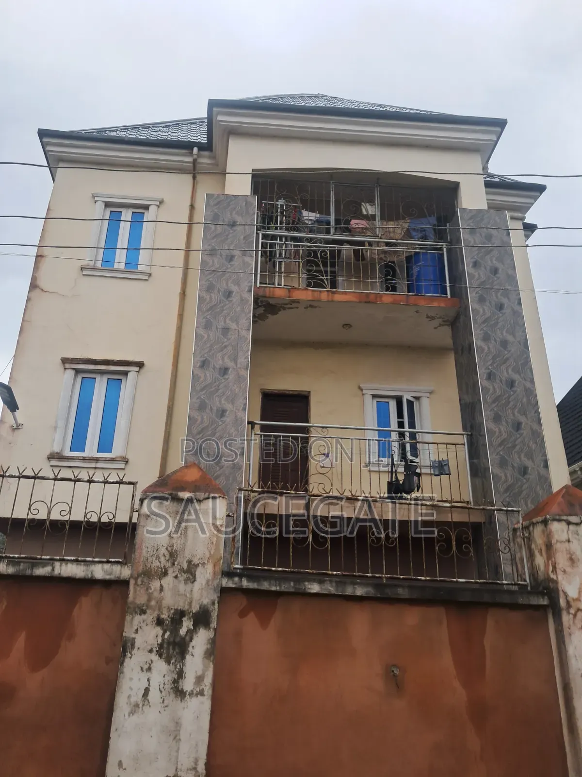 2bdrm Duplex in Ijegun Akinjo for sale