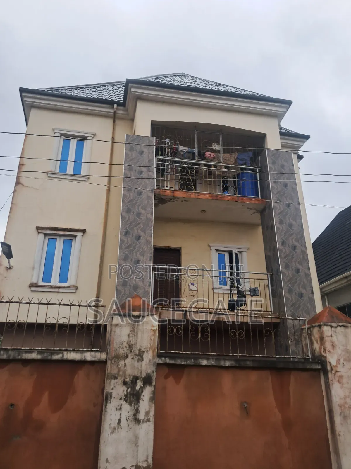 2bdrm Duplex in Ijegun Akinjo for sale