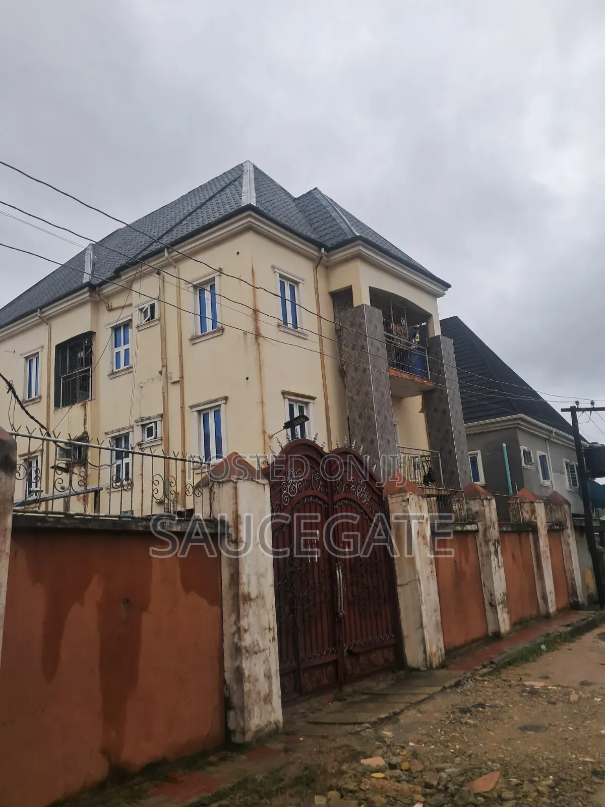 2bdrm Duplex in Ijegun Akinjo for sale