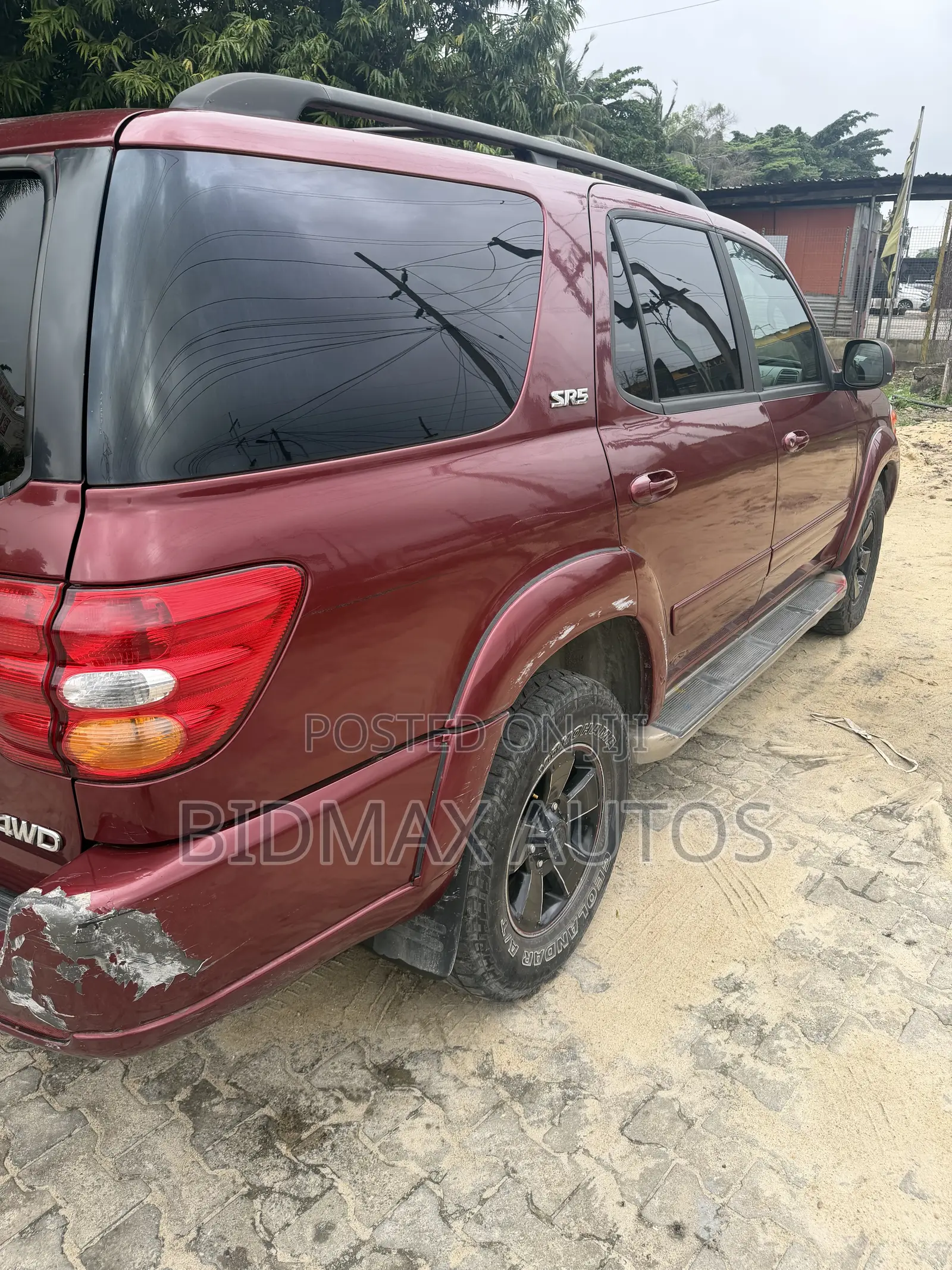 Toyota Sequoia SR5 4dr SUV (4.7L 8cyl 4A) 2004 Burgundy