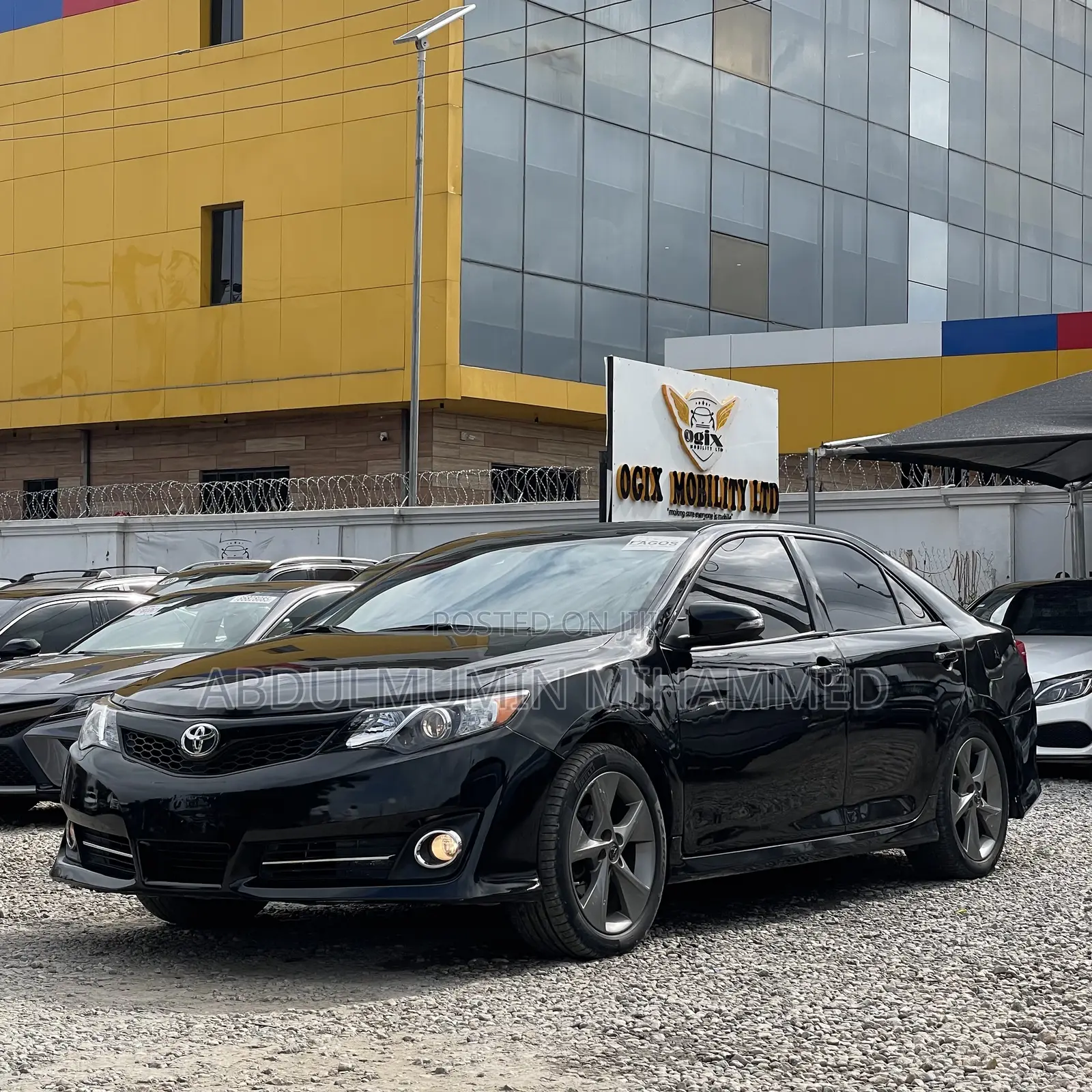 Toyota Camry SE 4dr Sedan (3.5L 6cyl 6A) 2014 Black