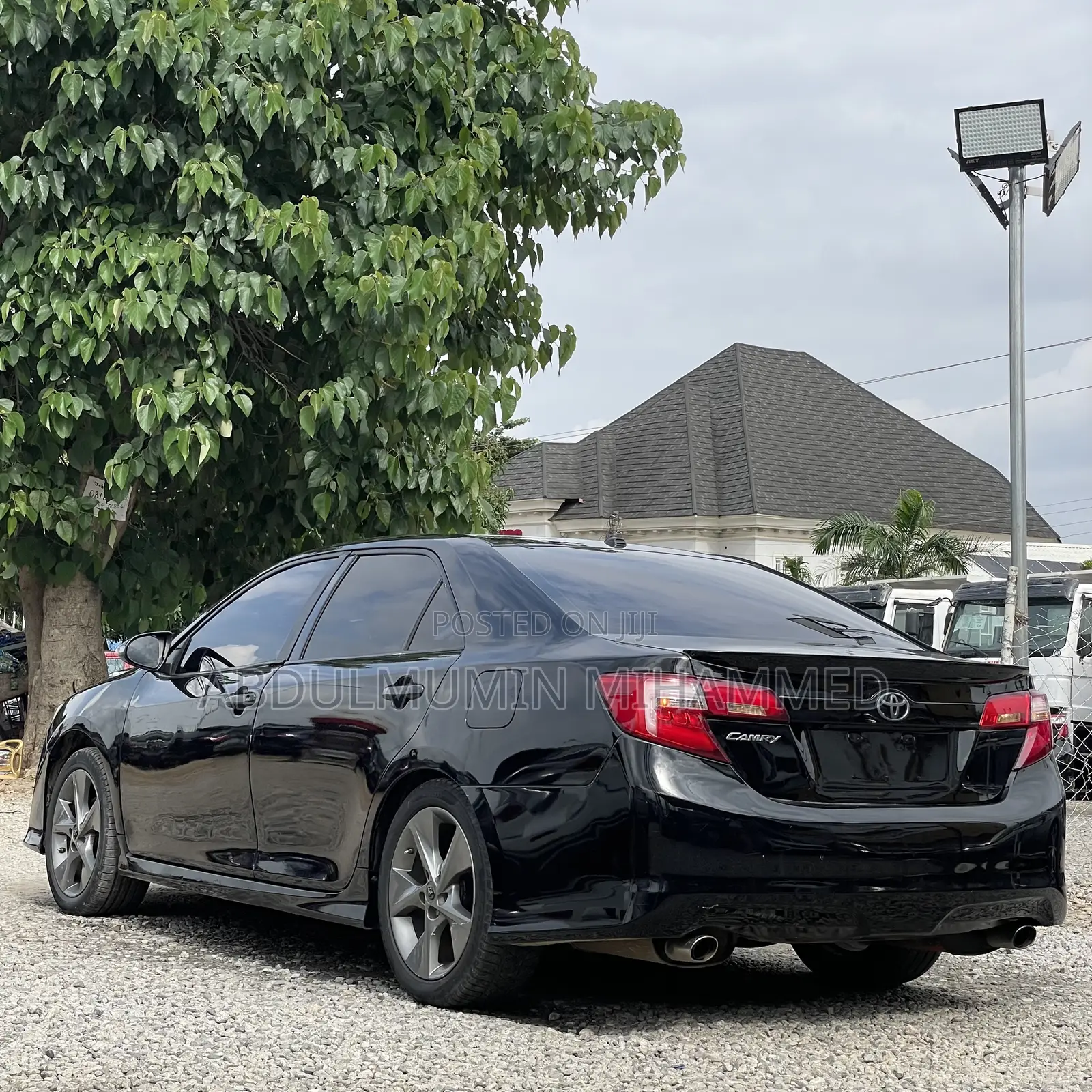 Toyota Camry SE 4dr Sedan (3.5L 6cyl 6A) 2014 Black