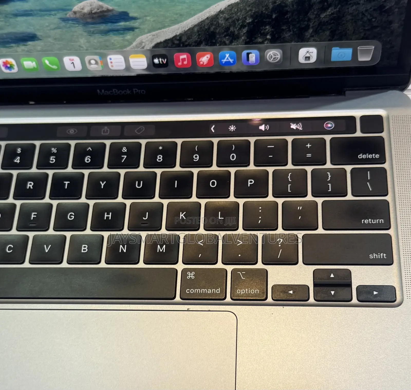 Laptop Apple MacBook Pro 2020 16GB Intel Core i7 SSD 1T