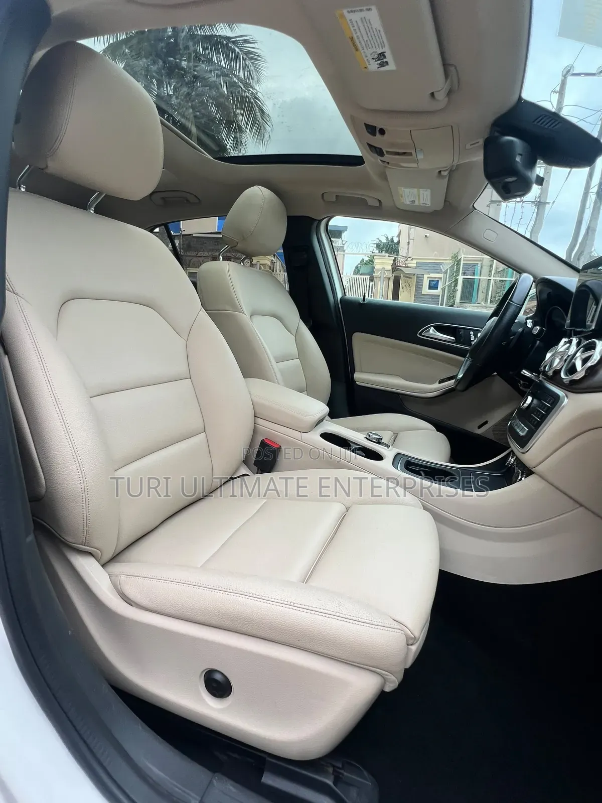 Mercedes-Benz GLA-Class 2019 White