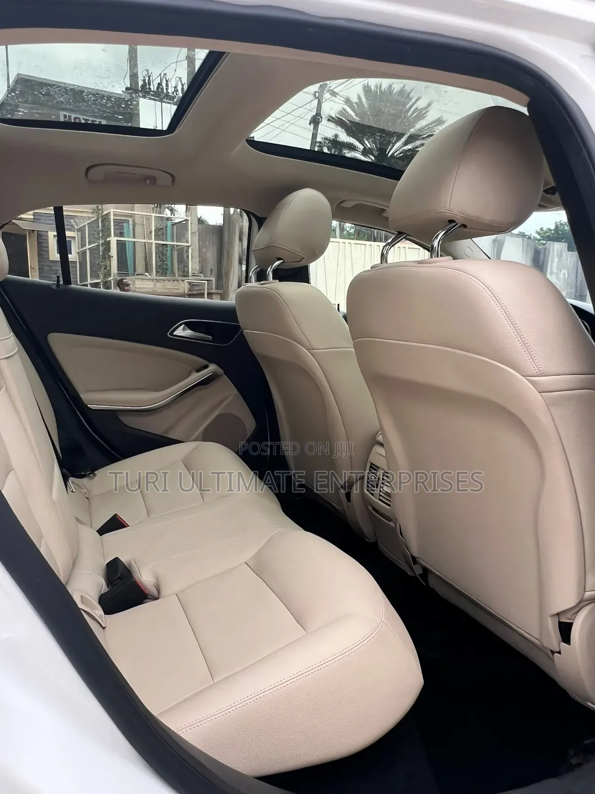 Mercedes-Benz GLA-Class 2019 White
