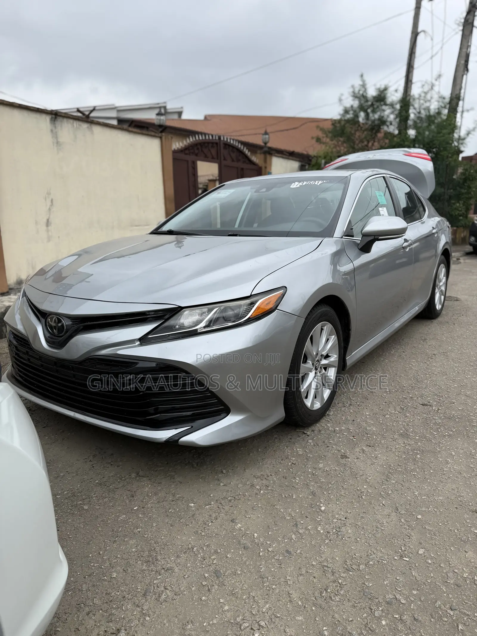 Toyota Camry L FWD 2020 Gray