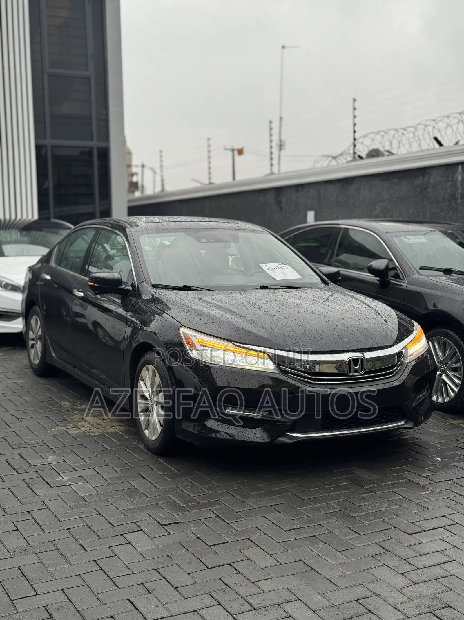 Honda Accord Touring V6 4dr Sedan FWD (3.5L 6cyl 6A) 2017 Black
