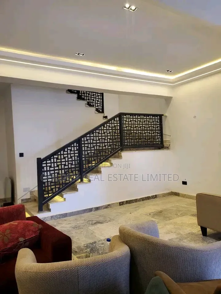 4bdrm Duplex in Jahi for sale