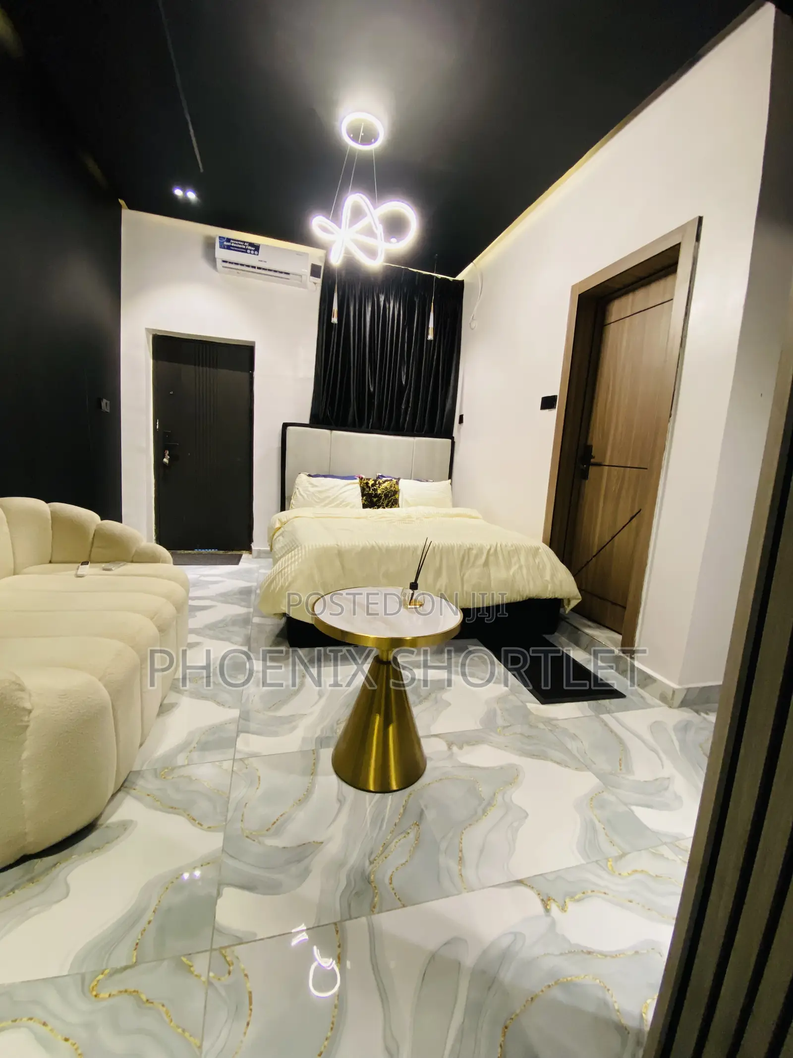 Phoenix Shortlet Studio Apartment Yaba