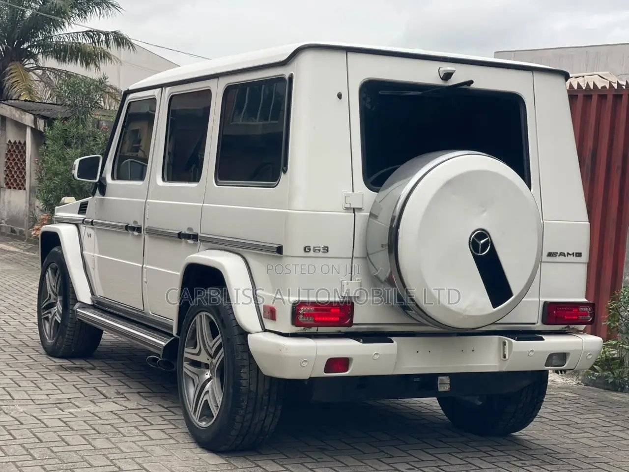 Mercedes-Benz G-Class G63 AMG 4dr SUV 4WD (5.5L 8cyl Turbo 7A) 2015