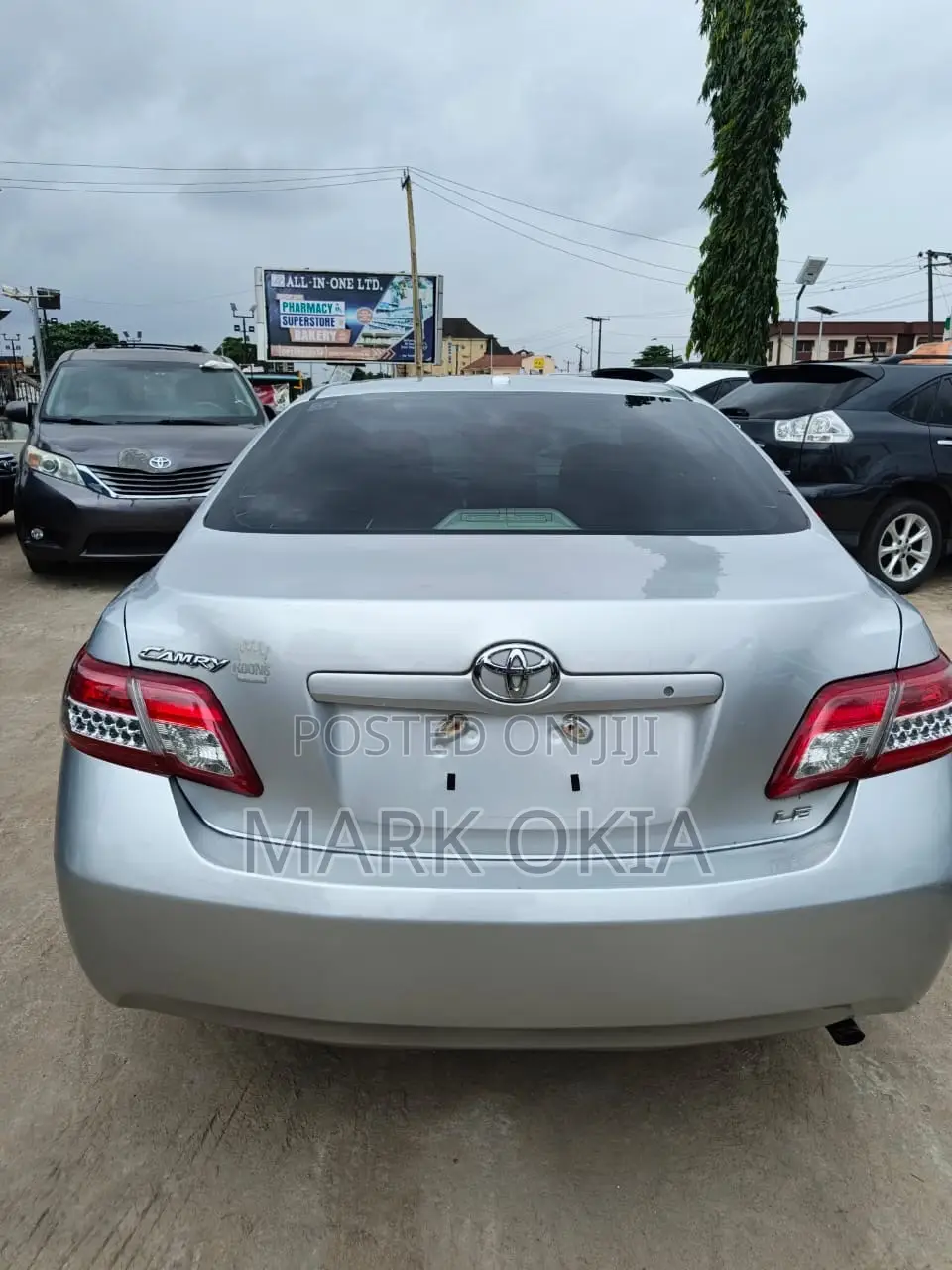 Toyota Camry 2010 Silver