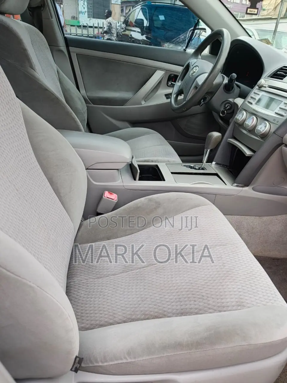 Toyota Camry 2010 Silver