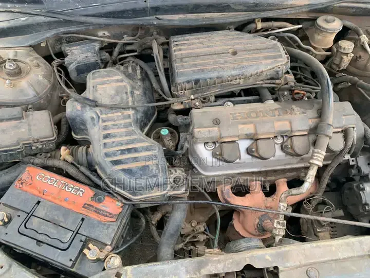 Honda Civic 2005 Gray