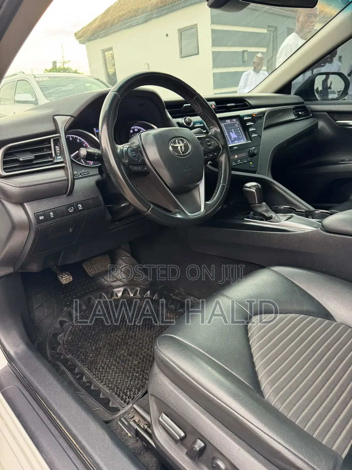 Toyota Camry 2020 White